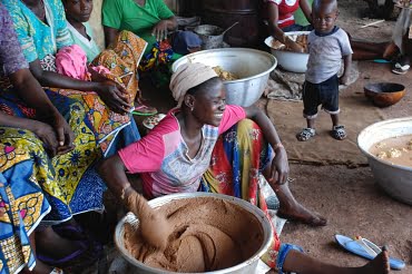 Shea Butter: 2011 Production by Hand